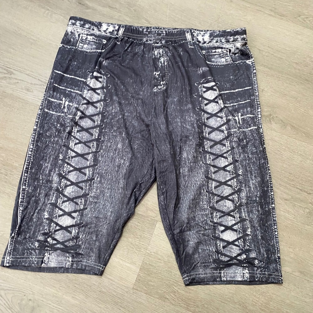 SHEIN Curve Graphic Shorts Women 3XL Black Lace Up Denim Print